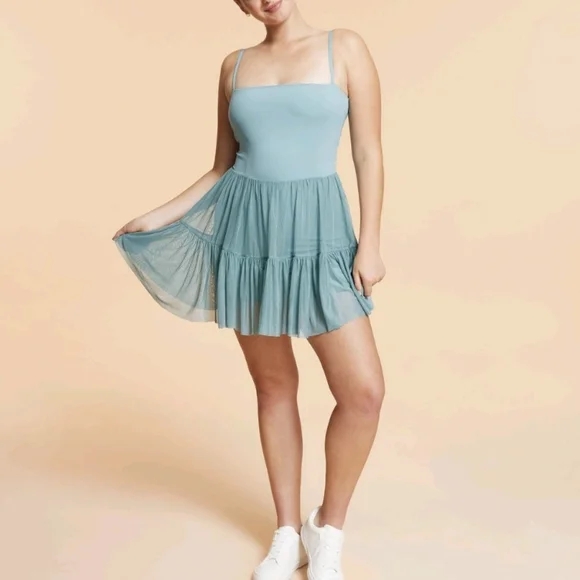 Blogilates ballerina active dress - Picture 1 of 8